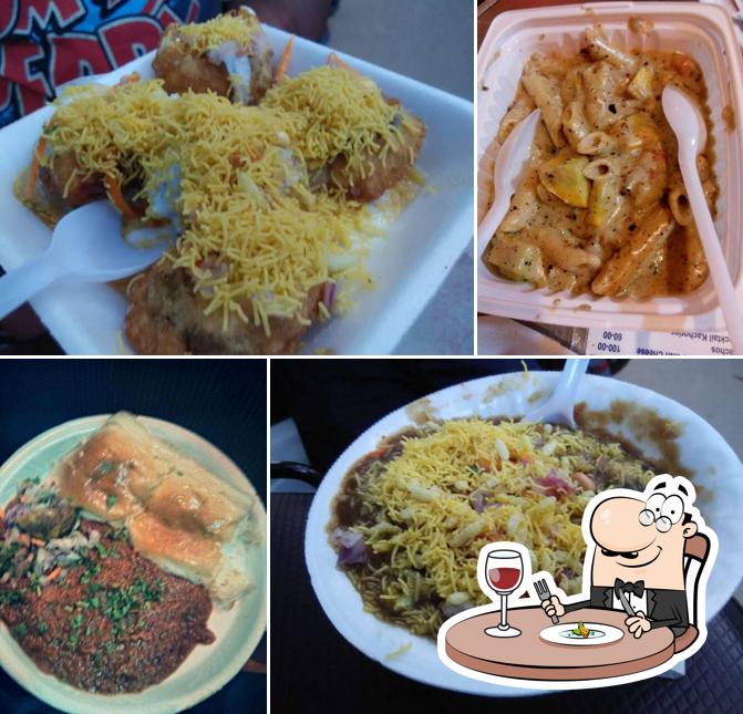 Meals at Gullu's Chaats