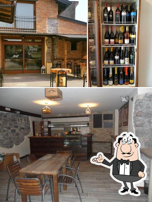 Dai un'occhiata agli interni di La Taverna de Vermean