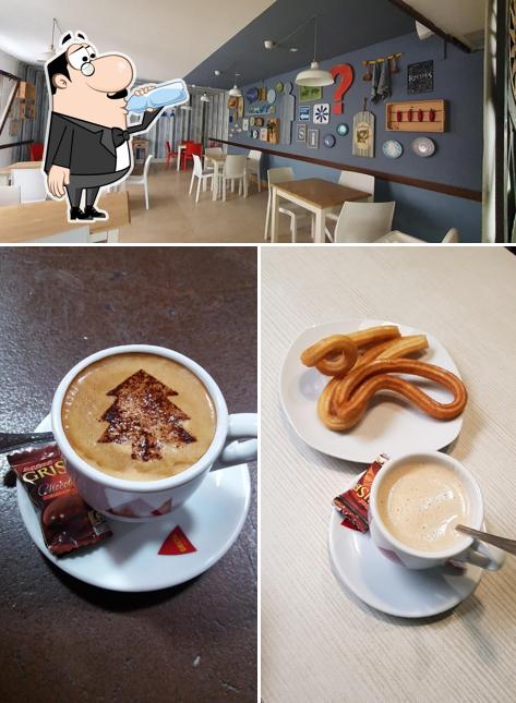 Las fotos de bebida y comedor en Café Delfín