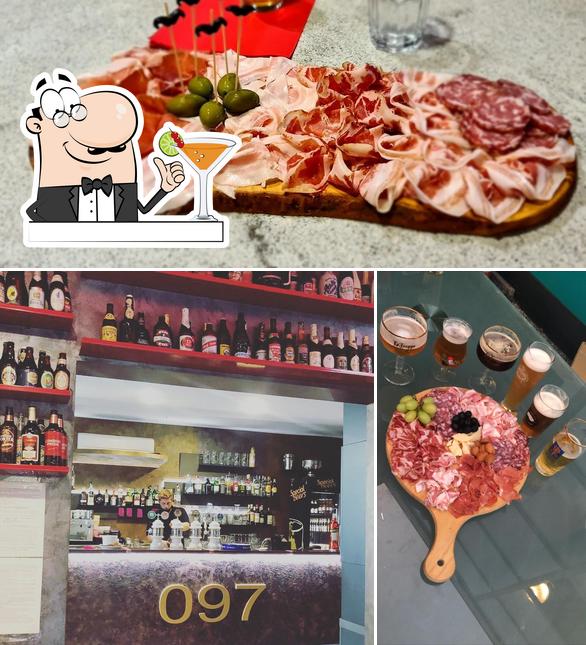 Tra le diverse cose da Bar 097 si possono trovare la bevanda e la carne