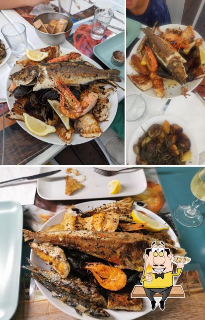 Попробуйте блюда с морепродуктами в "La Cabane du Pêcheur Carnon"