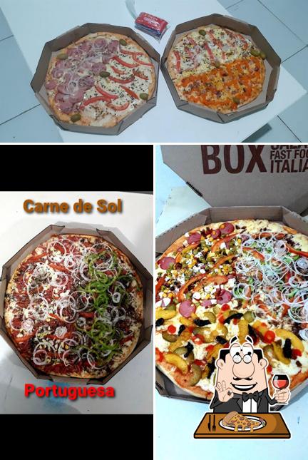 Escolha pizza no Tudo de Pizza Phb