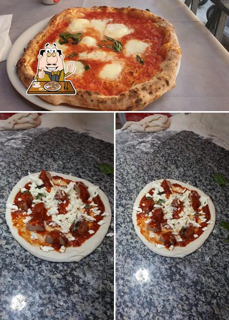 Prenditi una pizza a Pizzeria Trattoria Lo Sfizio