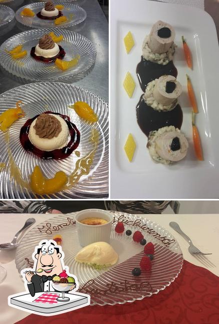 Restaurant Kugelmühle offre une sélection de desserts