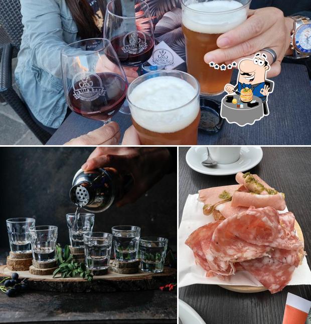 L’image de la nourriture et bière concernant Skillà Bar