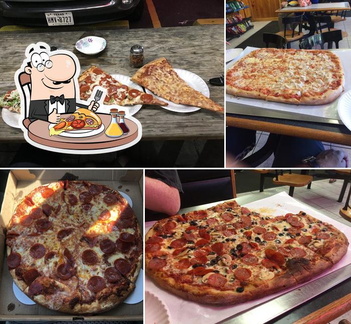 Nicky's Pizza in Agawam - Restaurant menu and reviews