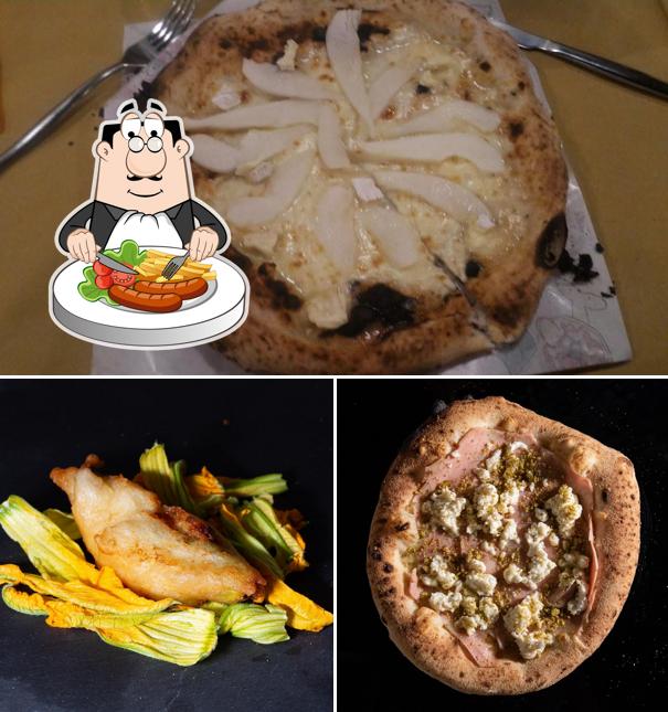 Food at Fiori di Zucca - La Pizza Napoletana a Casa tua (zona Marconi)