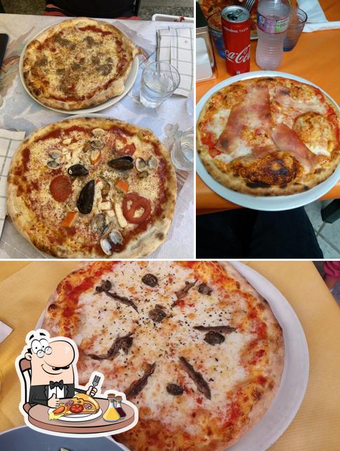 Prenez des pizzas à Pizzeria da Ercole