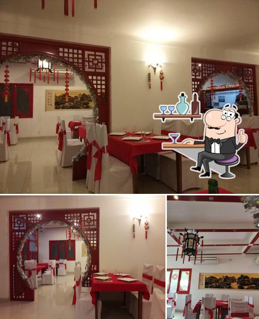 Mira cómo es Restaurante Tien Tan por dentro