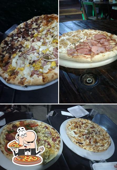 Escolha pizza no Johny Pizza Original