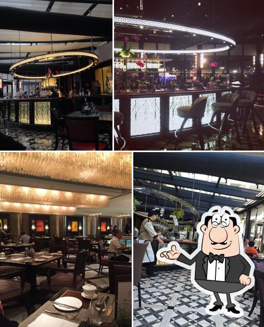 Check out how La Veranda looks inside