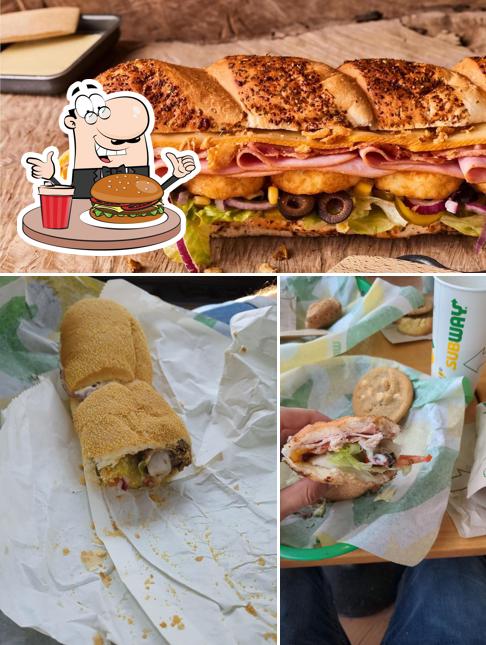 Commandez un hamburger à Subway Vesoul