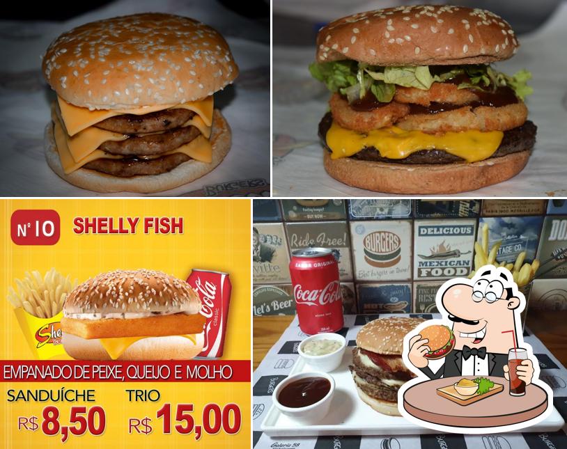 Delicie-se com um hambúrguer no Shelly Burgers cachambi