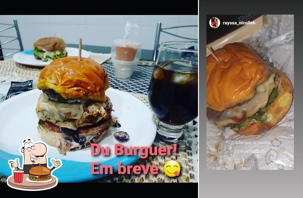 Os hambúrgueres do Du Burguer - Hamburgueria Artesanal irão satisfazer uma variedade de gostos