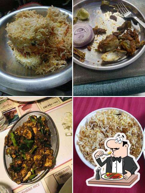 Fried rice, oysters and mussels at Chaitanya Food Court Kukatpally Hyderabad