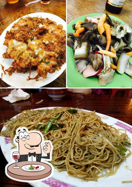 Meals at Tak Kee Seafood Restaurant