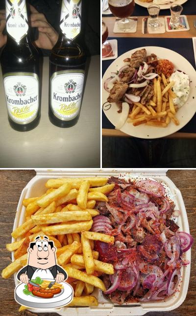 Фотография, на которой видны еда и пиво в Dörspe Grill