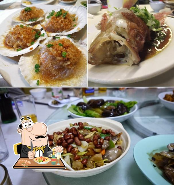 Platos en Wah Tao Seafood Restaurant