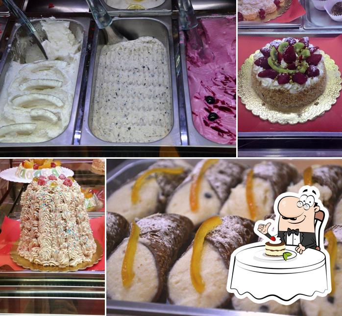 Da "I Siciliani" propone un'ampia selezione di dolci