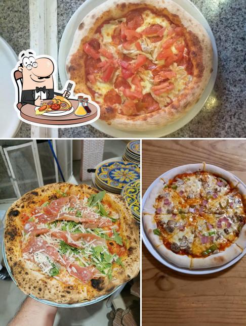 Отведайте пиццу в "Piccola Italia gran tarajal"