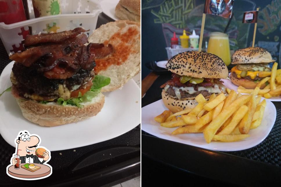 Cheddar Burger Hamburgueria serve uma gama de opções para os amantes dos hambúrgueres