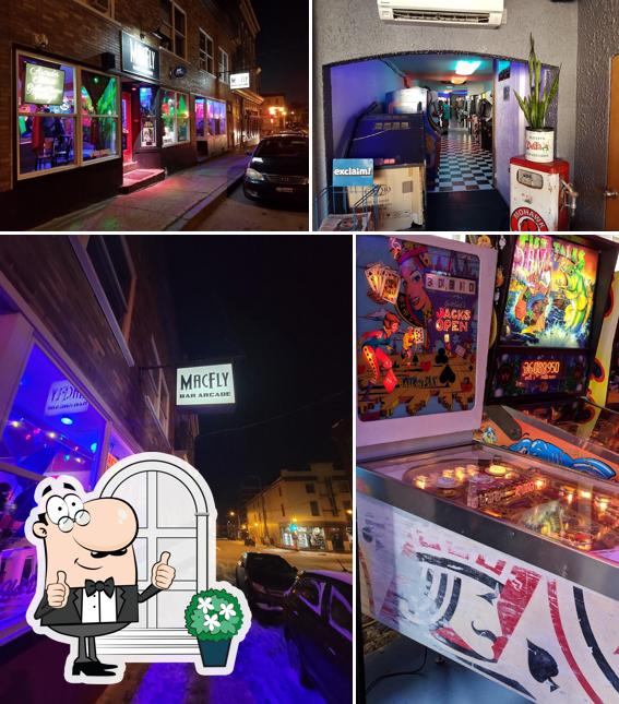 L'extérieur de MacFly Bar Arcade