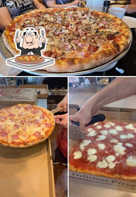 Закажите пиццу в "Gianni's NY Pizza"