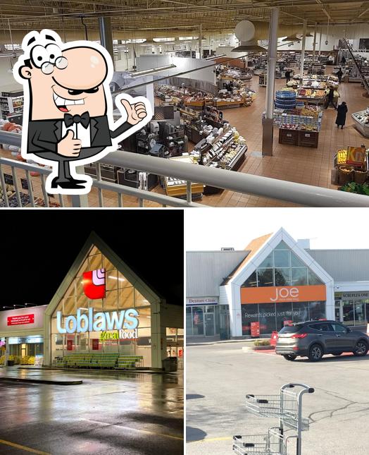 Voici une image de Loblaws Liverpool Road