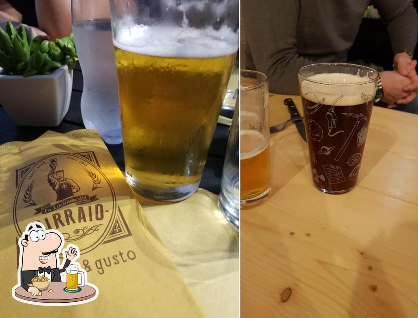 Puoi goderti un rinfrescante bicchiere di birra chiara o scura