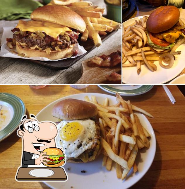 Prueba una hamburguesa en Applebee's Grill + Bar