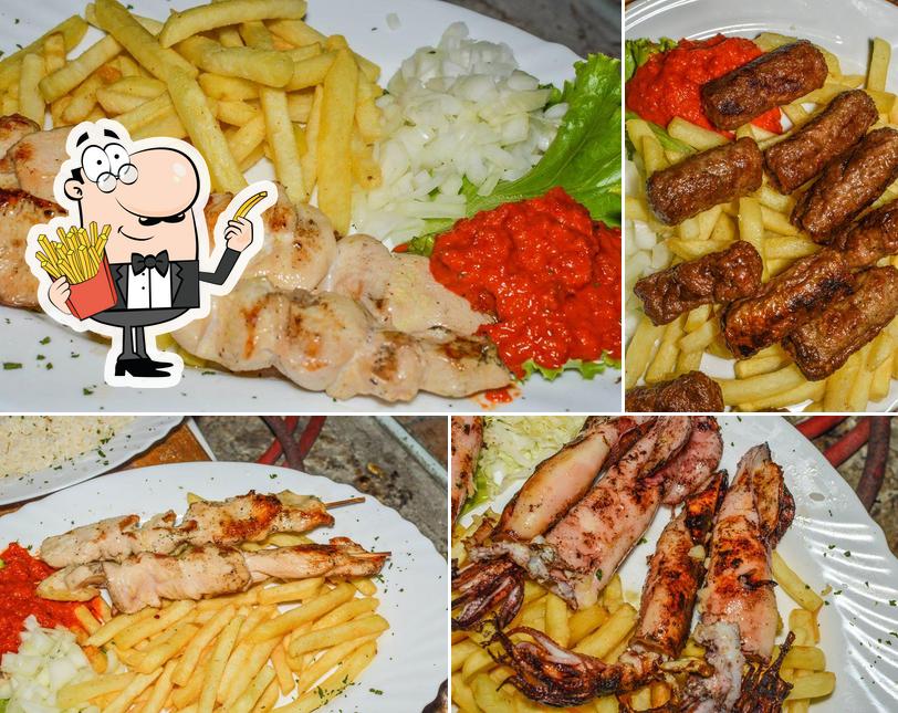 Assaggia le patatine fritte a Plaza Club Makarska: Disco Bar & Restaurant