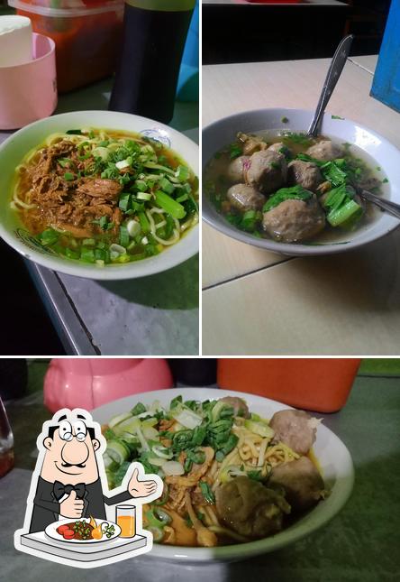 Restaurante Bakso Dan Mie Ayam Kang Siroj Kaliwungu Opiniones Del