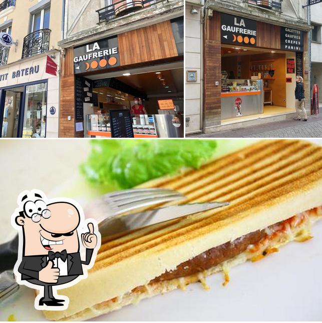 Regarder l'image de La gaufre qui rit