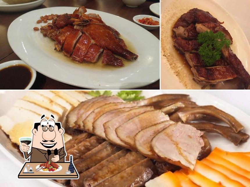 Pick meat dishes at Grand Teo Chew