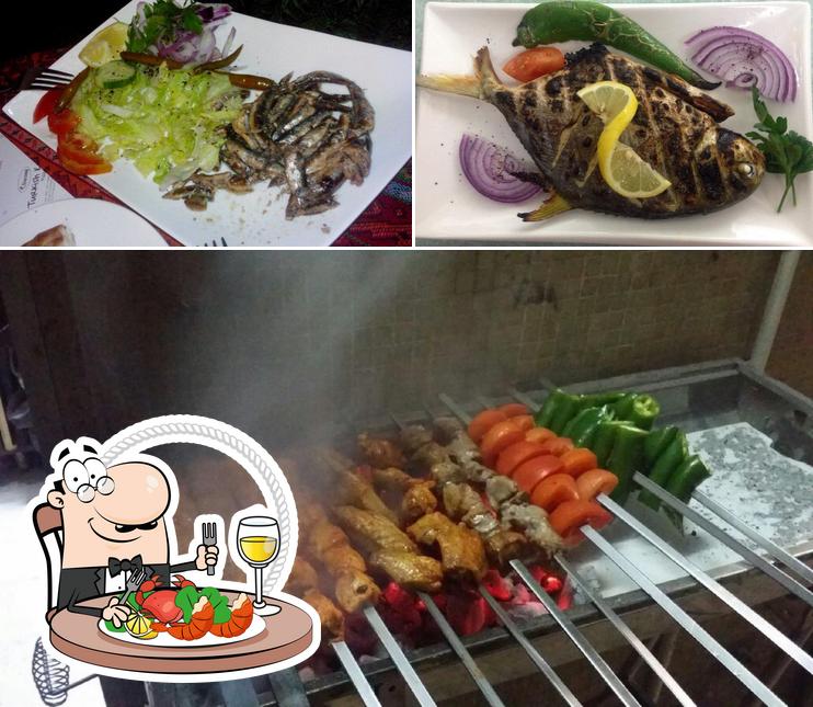 Попробуйте блюда с морепродуктами в "Turkish Kebab"
