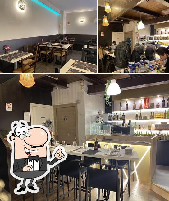 Dai un'occhiata agli interni di Mr. Dumplings Lab Firenze 一号美食中餐厅