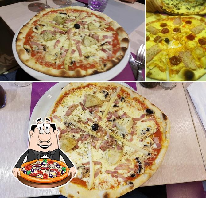 Order various types of pizza