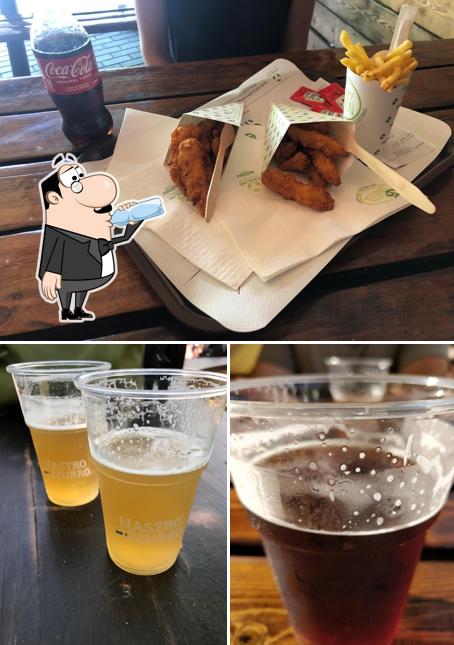 Tra le diverse cose da Beer House si possono trovare la bevanda e cibo