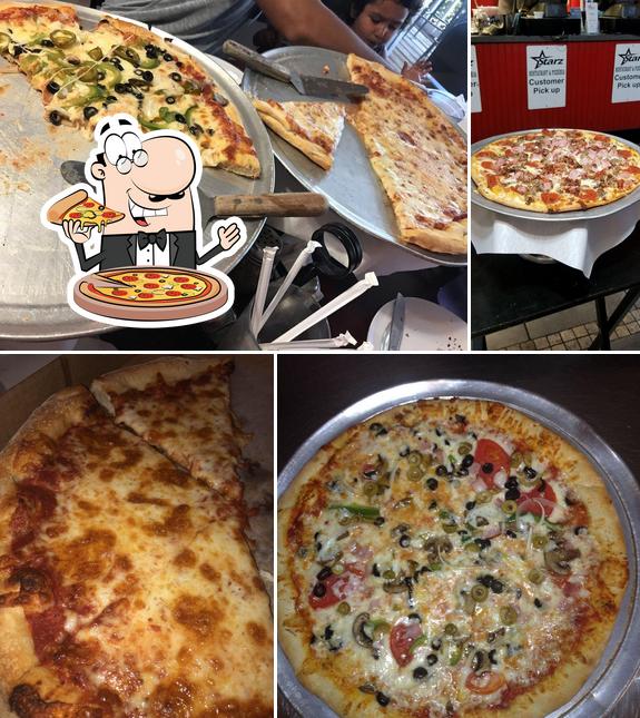 Prueba una pizza en Starz Restaurant & Pizzeria - McGregor Blvd