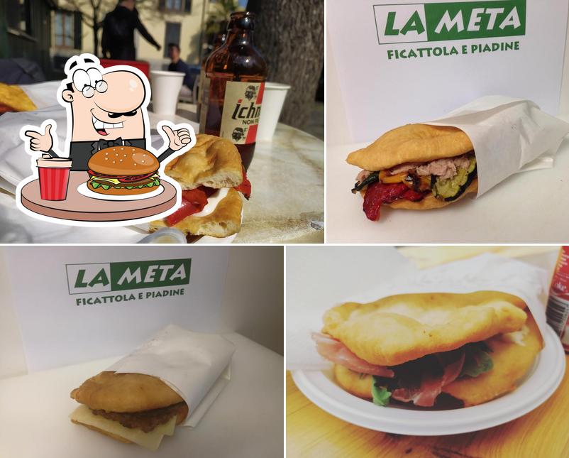 Prenditi un hamburger a La Metà