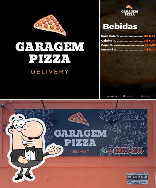 Look at the pic of Garagem Pizza