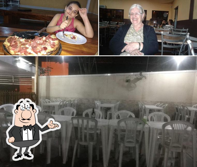 O interior do Regis Pizzaria Ipatinga