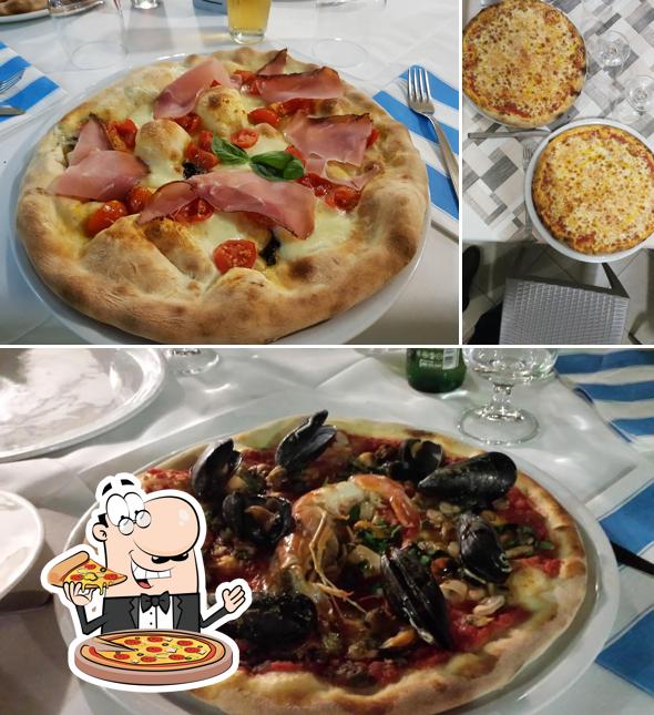 Scegli una pizza a Lido Ristorante Villa Romana