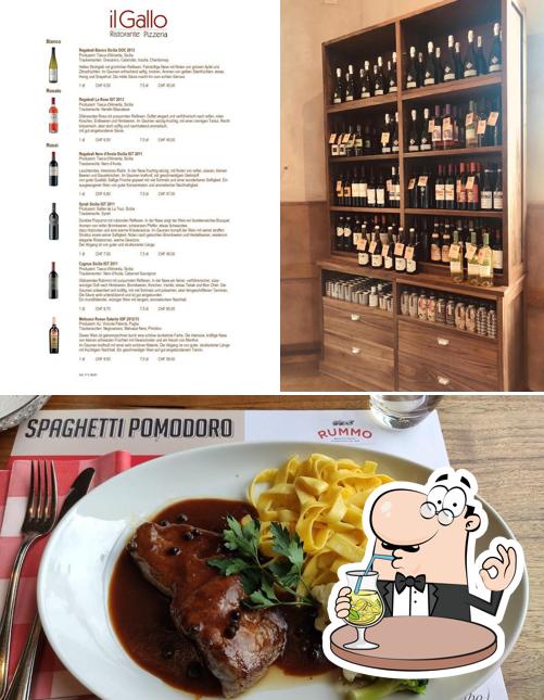 Sehen Sie das Foto von getränk und lebensmittel bei Spaghetti Pomodoro an