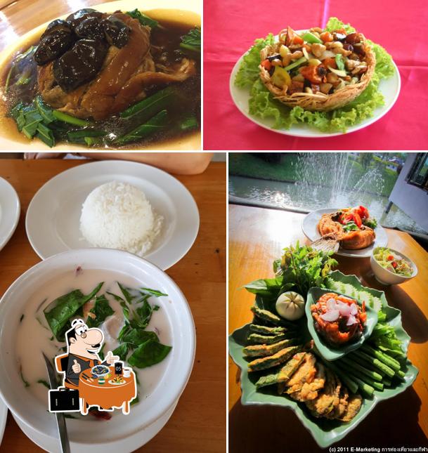 Try out various seafood meals offered by โดมอันดามัน (ครัวอันดามัน) Dome Andaman