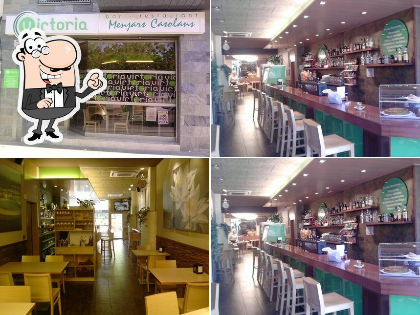 The interior of Victoria Bar Restaurant Menjars Casolans