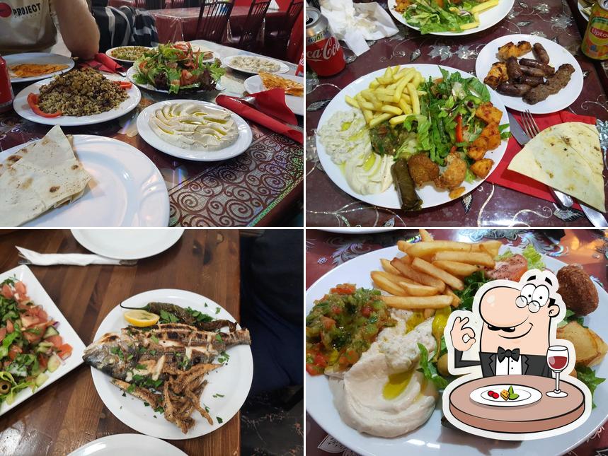 Platos en Alkaram Restaurant مطعم الكرم