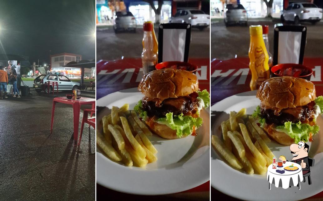 Peça um hambúrguer no Na Brasa Burger