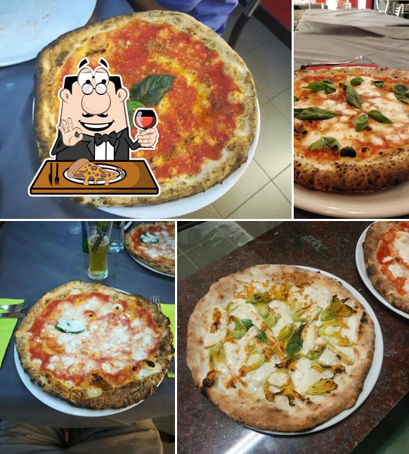 Ordina tra le svariate varianti di pizza