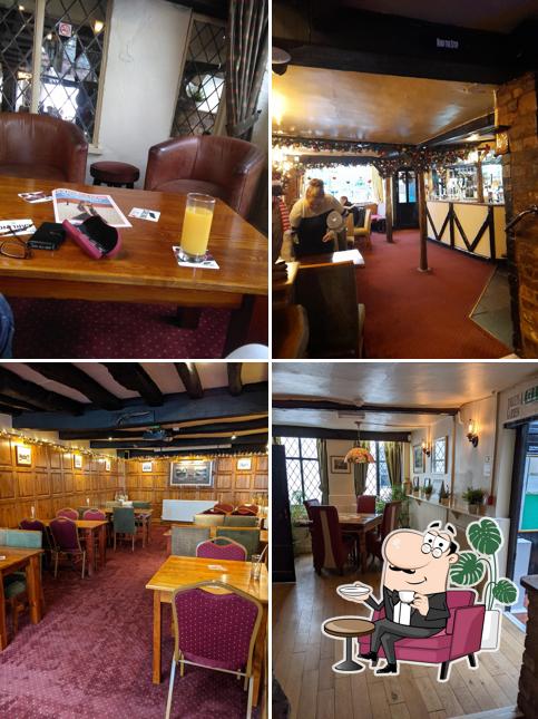 Check out how Ye Olde Anchor Inn looks inside